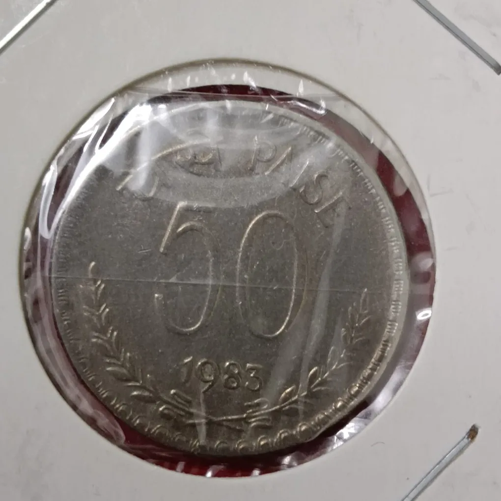 Fifty Paise Rare Coin 1983 Calcutta Mint Unc Condition