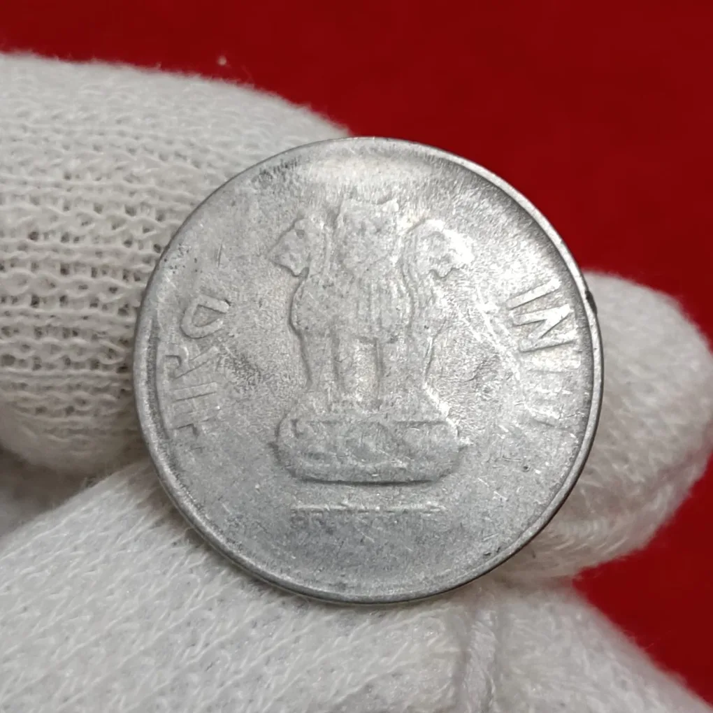 Two Rs Extra Metal Error Coin 2015 Year Shown Image