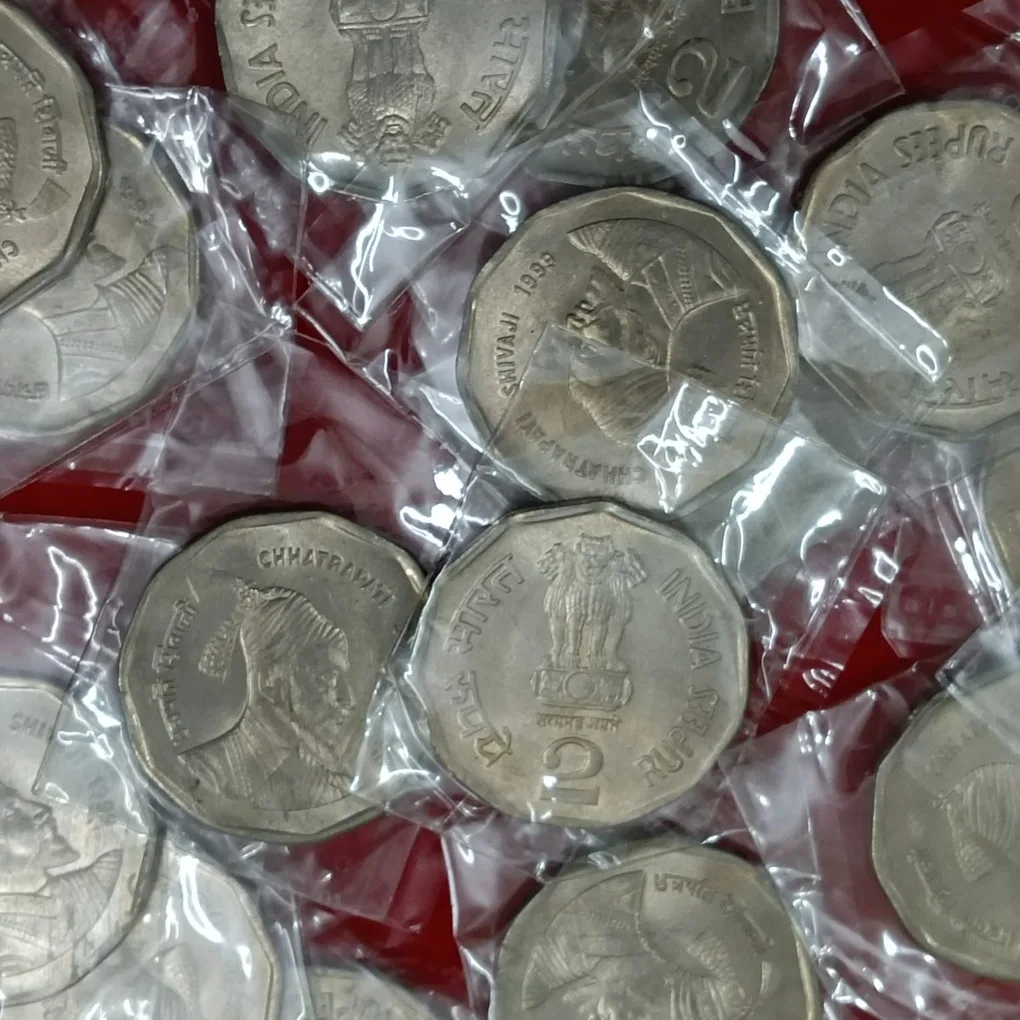 Two Rs Scare Coin Chatrapati Shivaji Maharaj ji 1999 Gem Ultra Bunc Condition Coin Bombay Mint