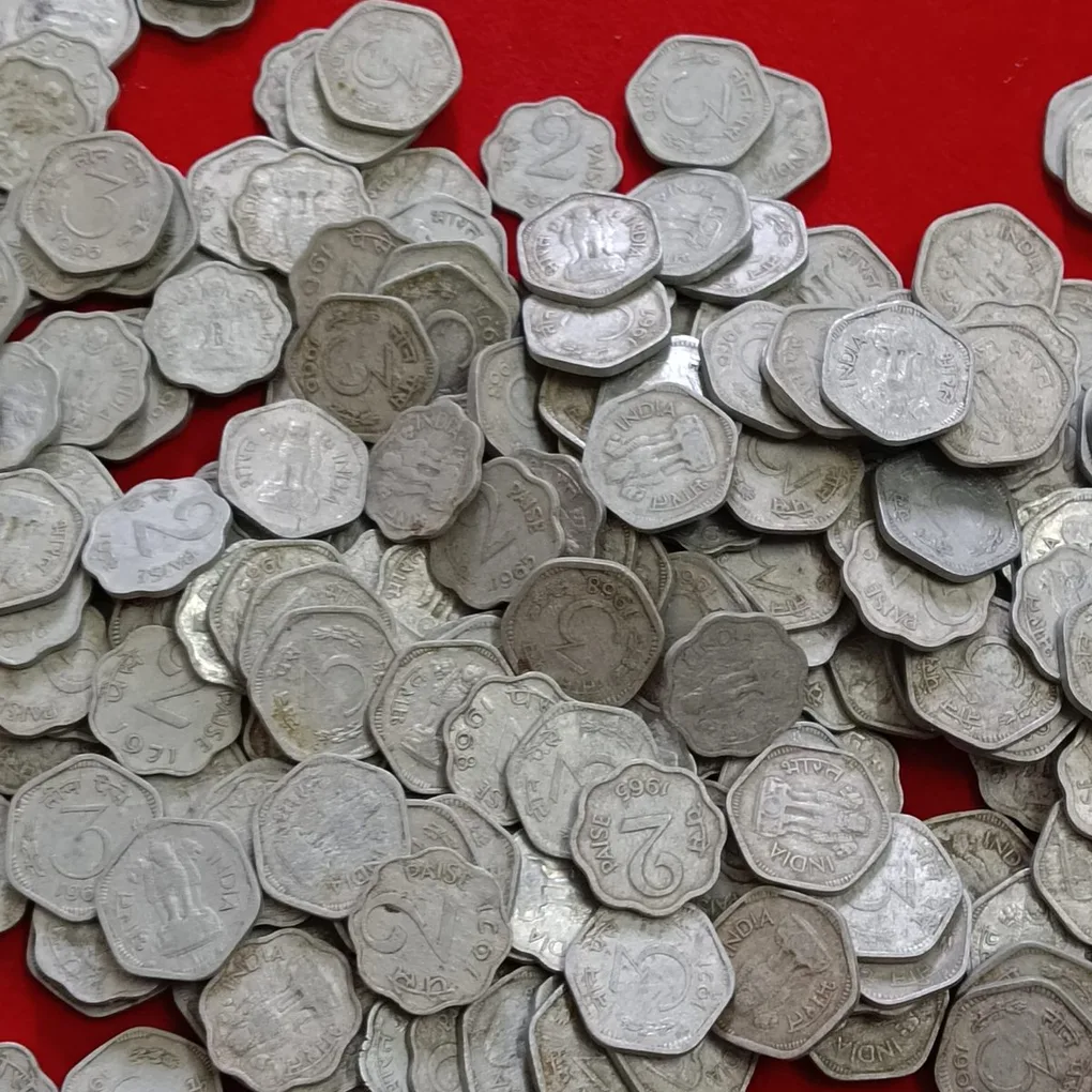 Two Paise or Three Paise Aluminium Coins 100 Pcs Given Mix Scare Years or Mix Mints Republic of India