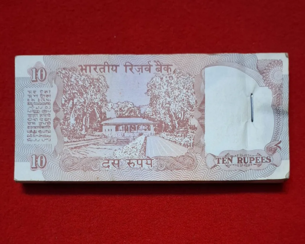 Rare 10 Rupee Shalaimar Issue Packet Chocolate Condition Starting 786 Serial No. 786701