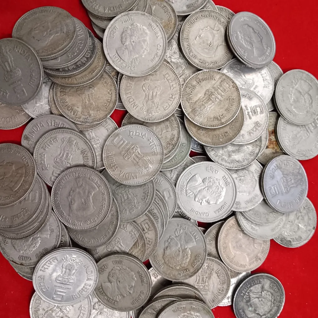 Five Rs Big Coin Copper Nickel Indra Gandhi Ji And Jawaharlal Nehru 50 Pcs Given