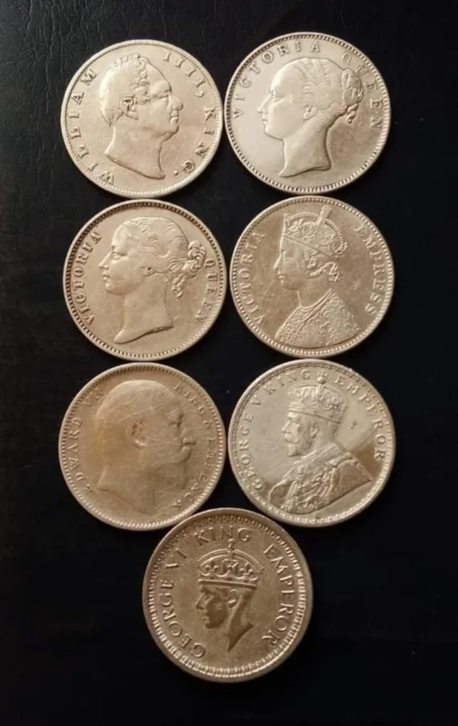 British India History 7 Different Portrait ONE☝ Ruppee King william 1935 Queen Victoria CL 1840 Queen Victoria DL 1840 East India Company , Victoria empress , Edward Vll, George V, George Vl +80 shipping extra WT 11.5 GM Each 1 Excellent & Beautiful ❤️ ❤️ 😻 ❤️ ❤️ Condition .