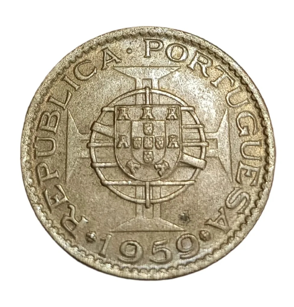 India Portuguese Cu/Ni 3 Estado Year 1959 **Scare** High Collectable Grade.