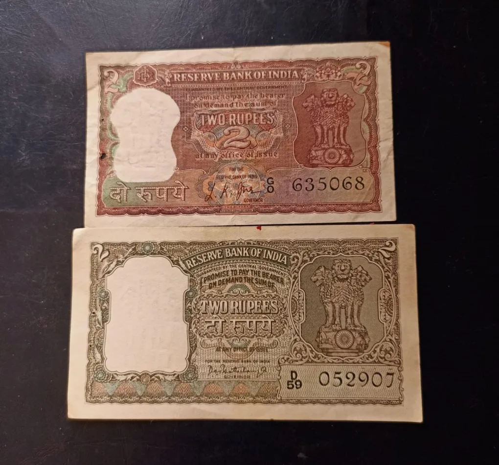 Reserve Bank of India Two different governor Denomination 2₹ Same and similar set are available