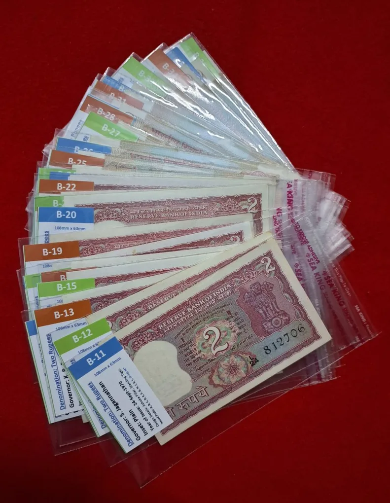 2 Rupee Signature Set B-11 B-36 UNC Condition