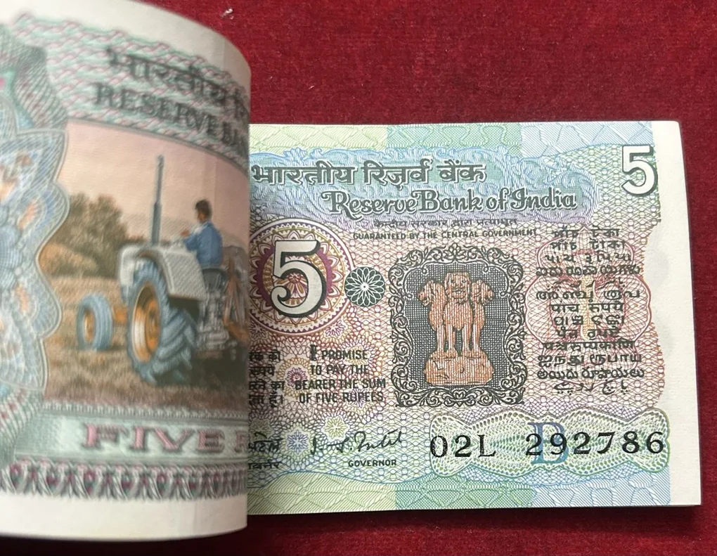 786,Five Rupees Tractor Issue Governor I.j.patel Rare Serial Packet