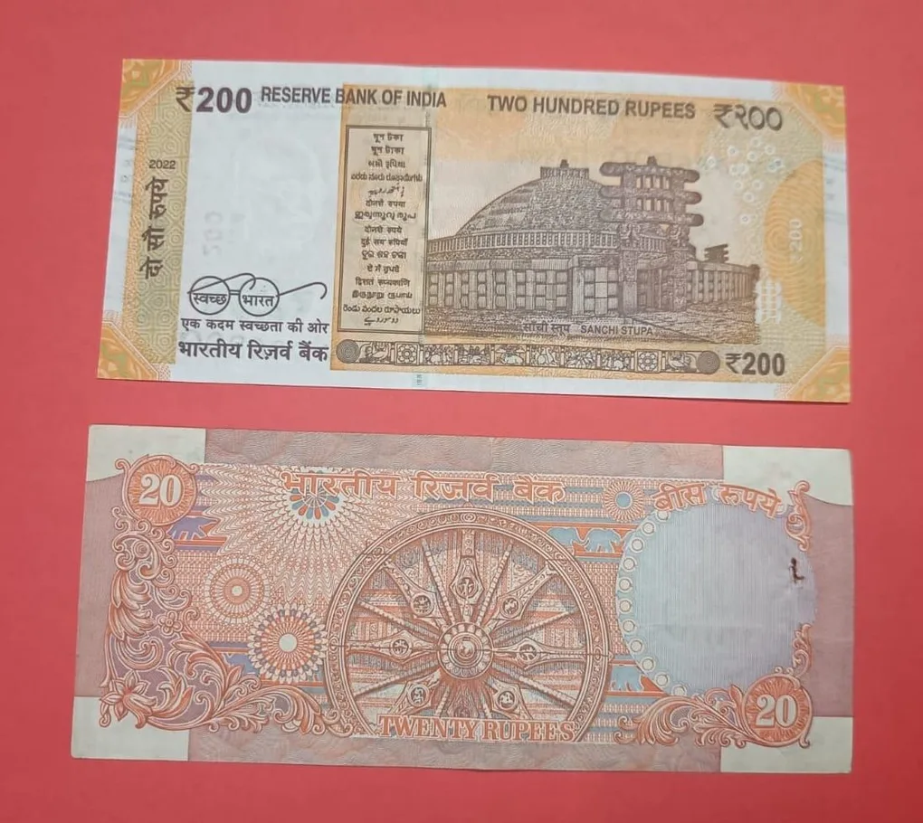20 Rs 010101 UNC Condition Note Super Fancy Number 200 Rs 786800 GEM UNC Condition Set of 2 Notes