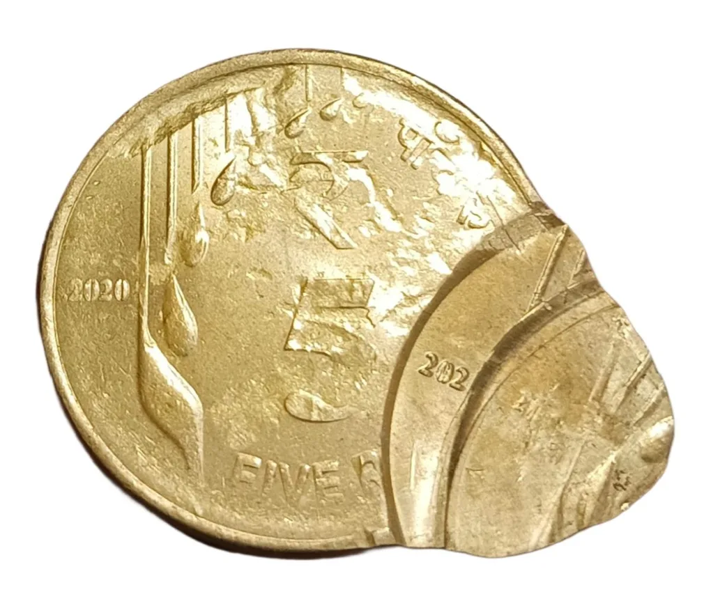 5 Rupees Ni/Brs New Issue Year 2020 with Triple Strikes Error in UNC Grade.