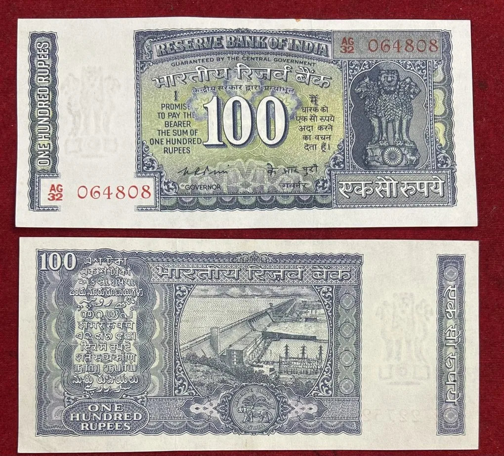 100 rupees Old note, governer, k.R.puri Gem 💎 Unc