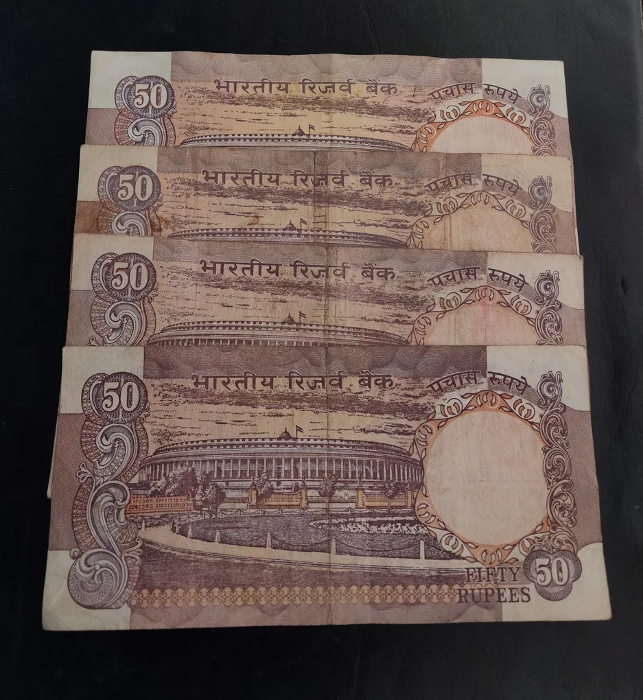 Reserve Bank of India Rs 50 note 4 different signature Condition as image 4 piece given Same and similar piece available