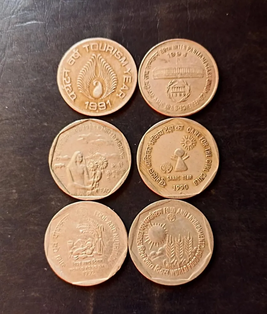 India Denominaton 1₹ Matel copper nickel Same and similar set are available