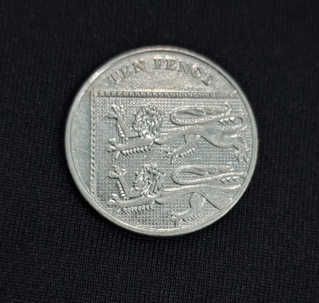 United Kingdom 10 Pence Elizabeth II Coin