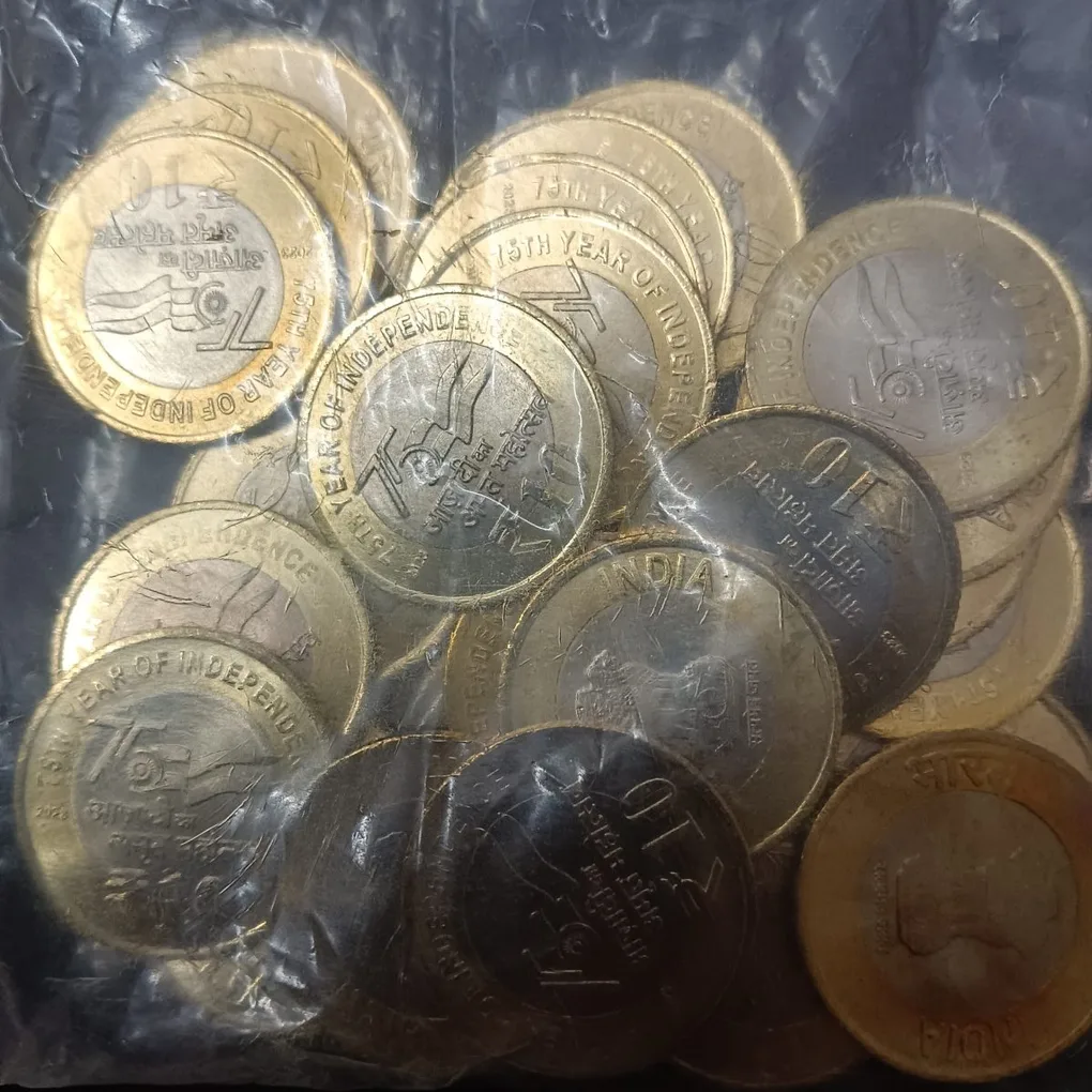 Ten Rs Akam Scare Coin Year 2023 Calcutta Mint RBI Sealed Packet 25 Pcs Pkt