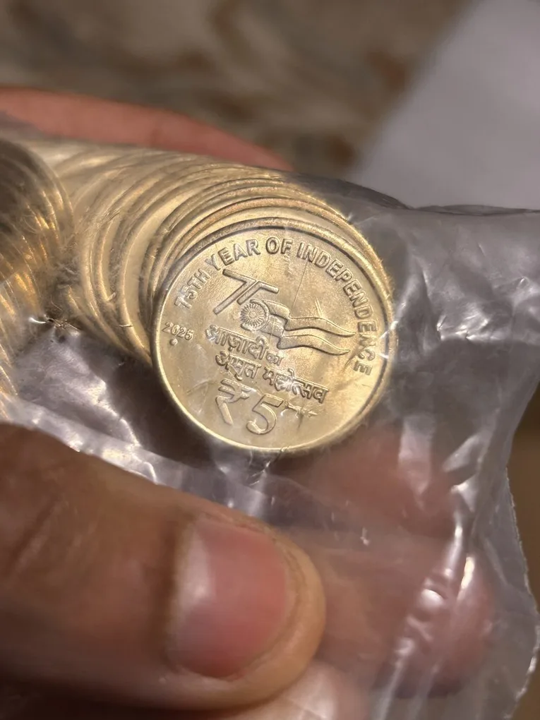 Newly Launched 5 Rupee Famous AKAM 2025 Noida Mint New Issue Bank SEAL Packt of 30 Coins