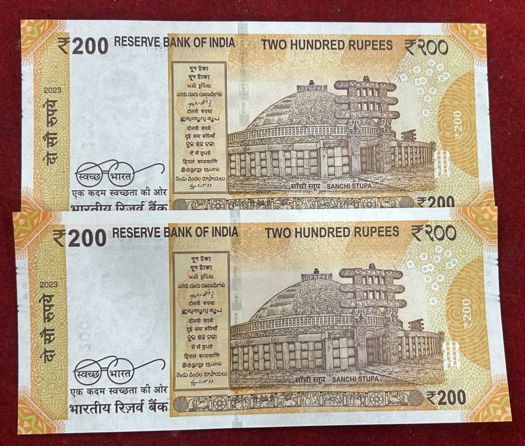 777777 ➕ 777786 same prifix Unc condition 200 rupees fancy 2 pcs Set