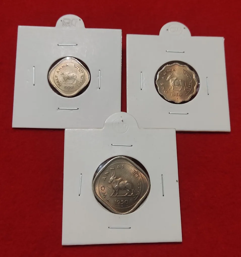 BULL Set 1950 Bombay Mint with Golden Luster Brilliant Uncirculated Condition (BU) 3 Coin Set