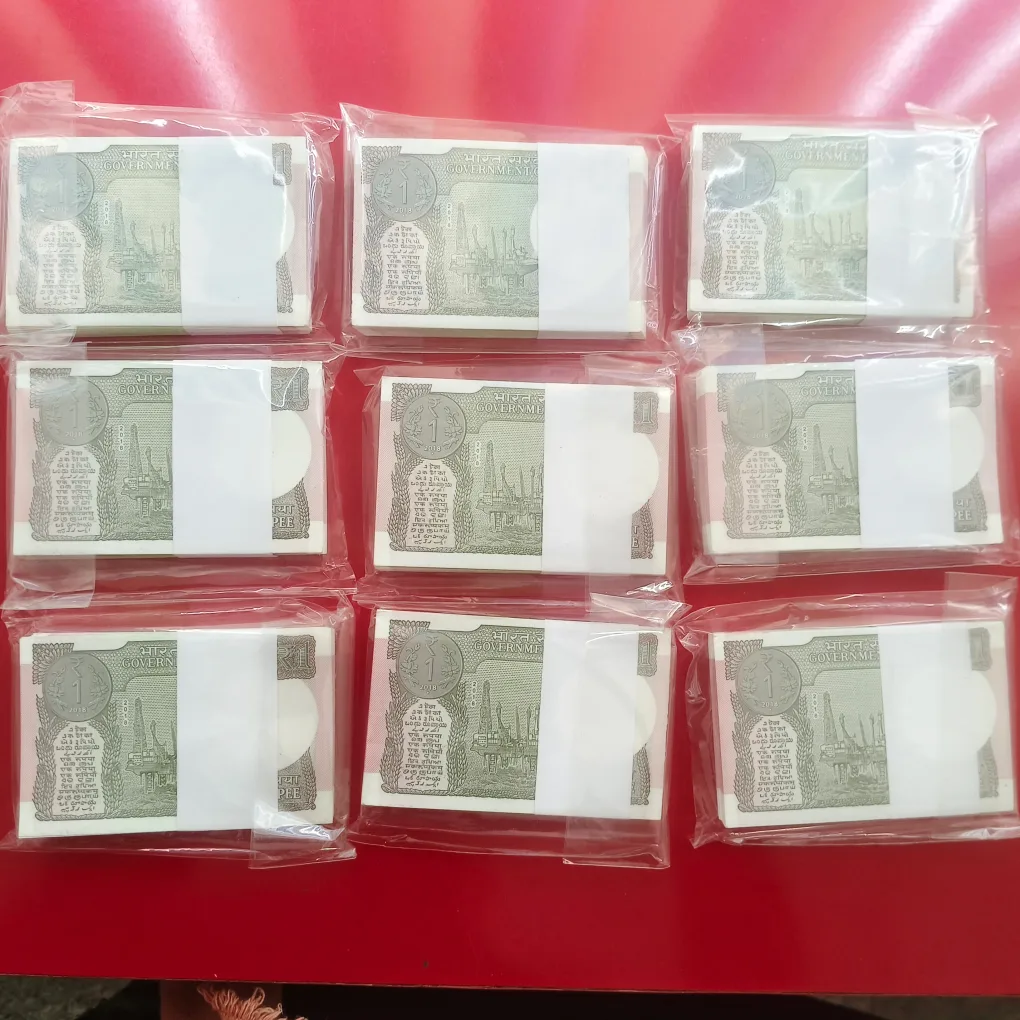 DAM Cheap Sale❤️🤑 Today Offer 💓🤩 One Rupee 2018 Bundle 100 Note Packet Serial Wise New Fresh Notes Sign By Subhash Garg Single Bundle Given Most Demanding and Valuable