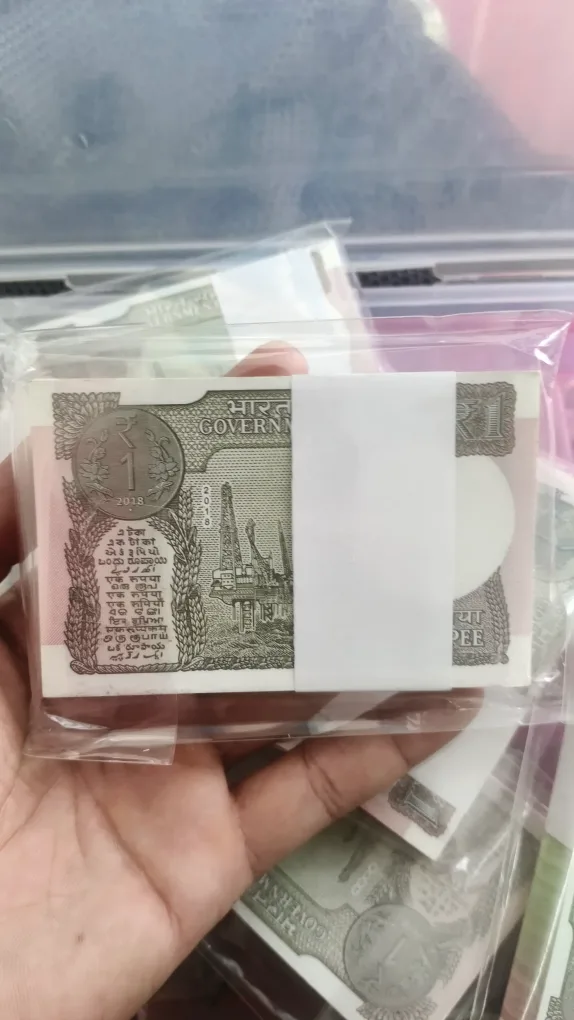 DAM Cheap Sale❤️🤑 Today Offer 💓🤩 One Rupee 2018 Bundle 100 Note Packet Serial Wise New Fresh Notes Sign By Subhash Garg Single Bundle Given Most Demanding and Valuable