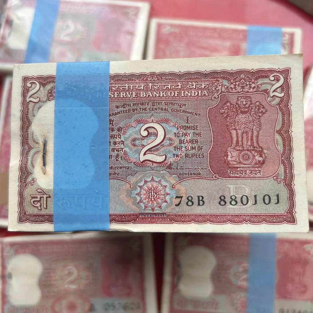 DAM Cheap Sale❤️🤑 Extremely Rare 2 Rupees Tiger Issue 100 Note Fresh Serial Packet Collectable Bundle at Lowest Price 1 Bundle Given