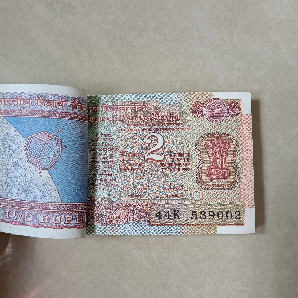 DAM Cheap Sale❤️🤑 Extremely Rare 2 Rupee Satellite Issue Bundle 100 Notes Serial Wise Packet Signed By RN Malhotra