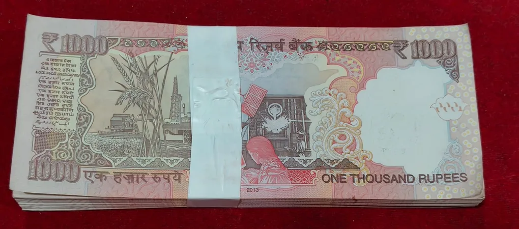 Extremely rare 1000 rupees serial packet Gem 💎 unc packet gov… subbarao (R Insert) packet