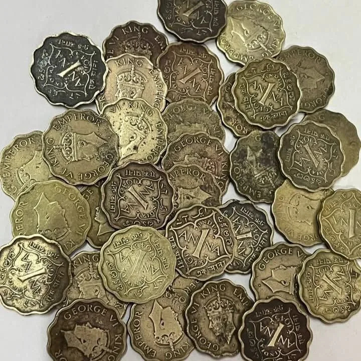One Anna Mix Years Mix Mints 100 Pcs Given British of India