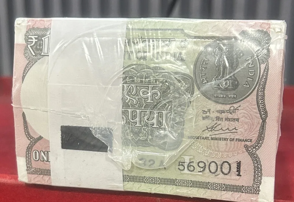 Rare 1 Rupee Rim 2020 Rare Date Complete RIM Sealed Mint Packed 1000 Notes GEM UNC