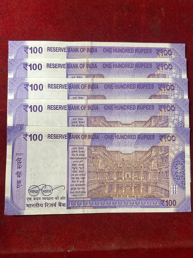 786 ending fancy number, 100 Ruppes gem unc (5 pcs Lott)