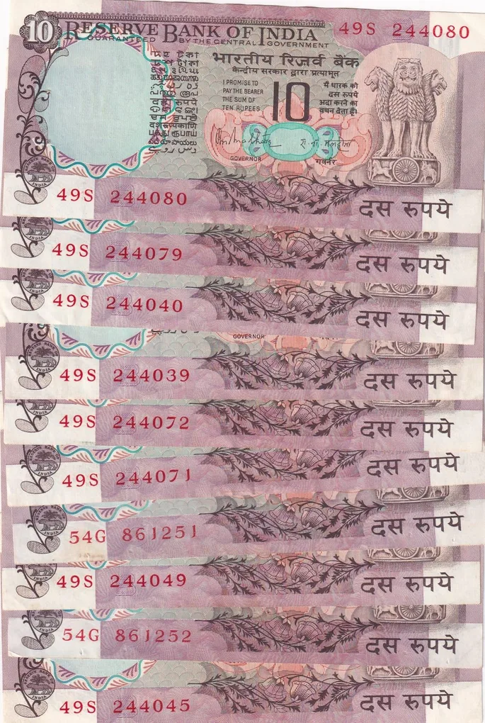 10 Rupees Peacock Governor R.n.malhotra Rare ( 10 PCS LOTT)