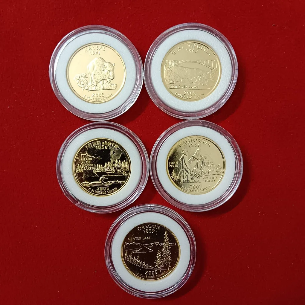 Extremely Rare State Quarter Dollars United States of America Uncirculated Proof Coins Authenticity Certificate Morgan Mint By USA 24 Kt Gold Plated Issue Coin 2005 Year