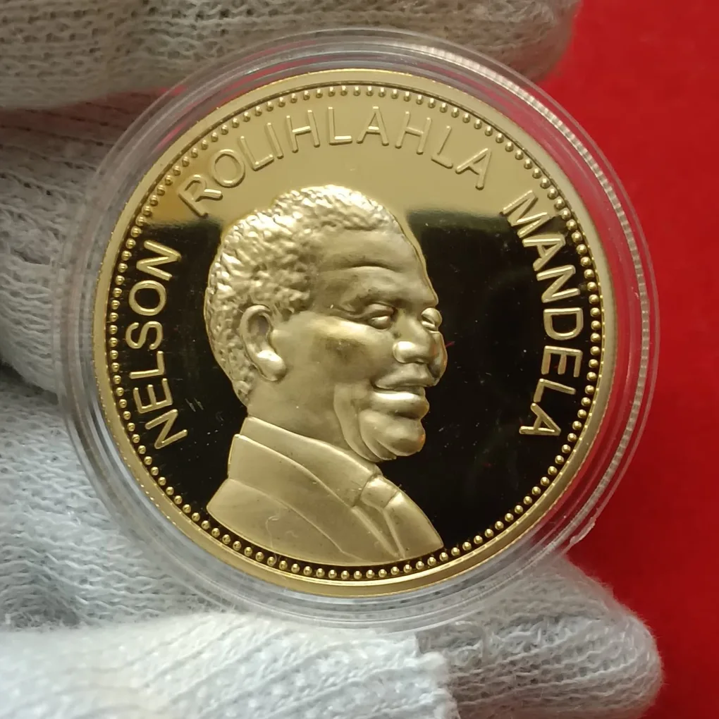 Rare Proof Coin Issue President South Africa 1994-1999 Nelson Rolihlahla Mandela Gold Plated Rare Issue President Proof Coin Medal