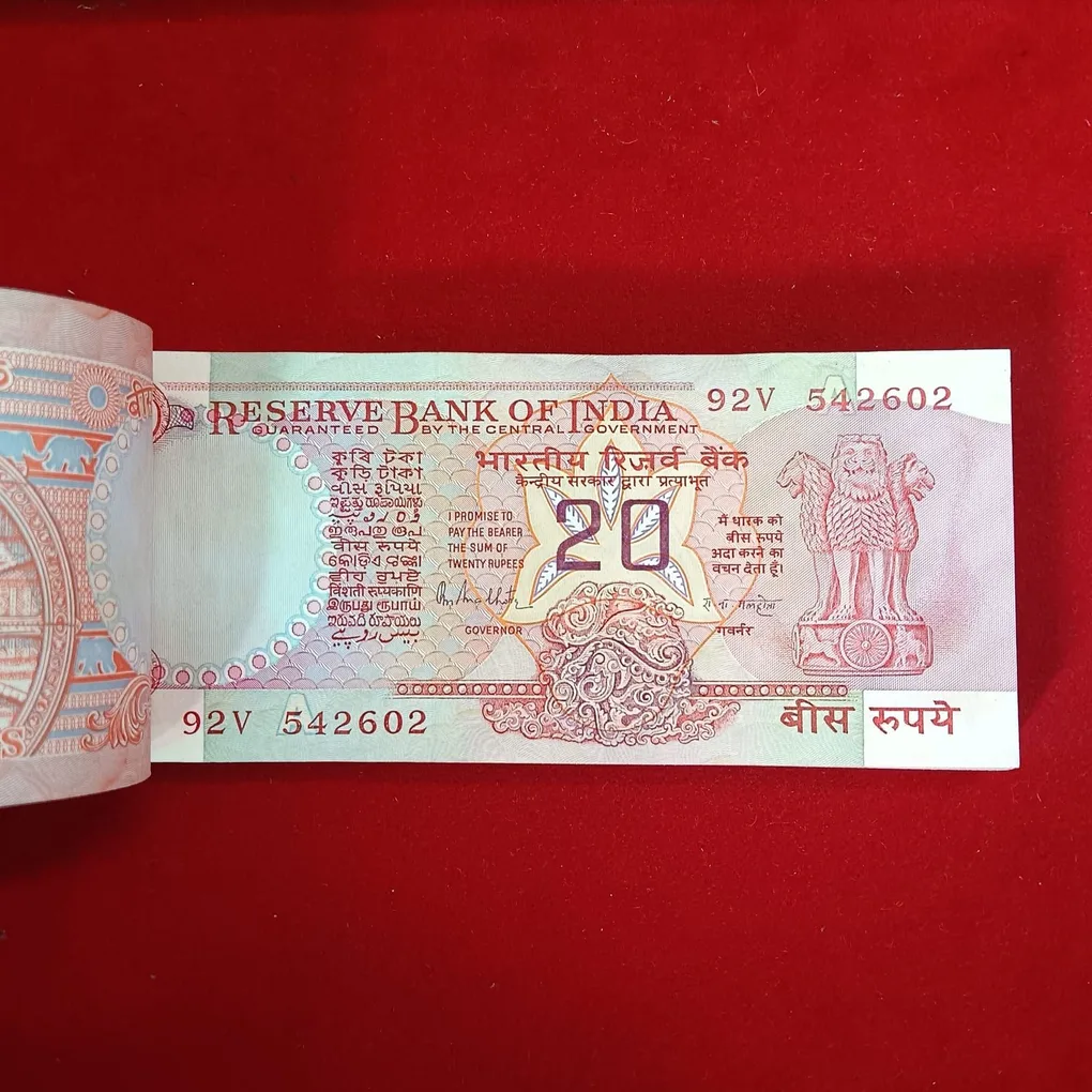 Twenty Rs Rare Chakra Bundle A Insert Governor RN Malhotra Reverse 786 Gem Unc Condition Bundle
