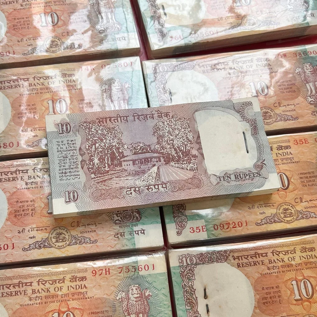 DAM Cheap Sale❤️🤑 Extremely Rare Ten Rupee Shalimar Garden Issue Bundle Governor C Rangarajan Serial Wise Gaddi 100 Notes Packet Different Serial No Given - Only Last Few Left Buy it Fast
