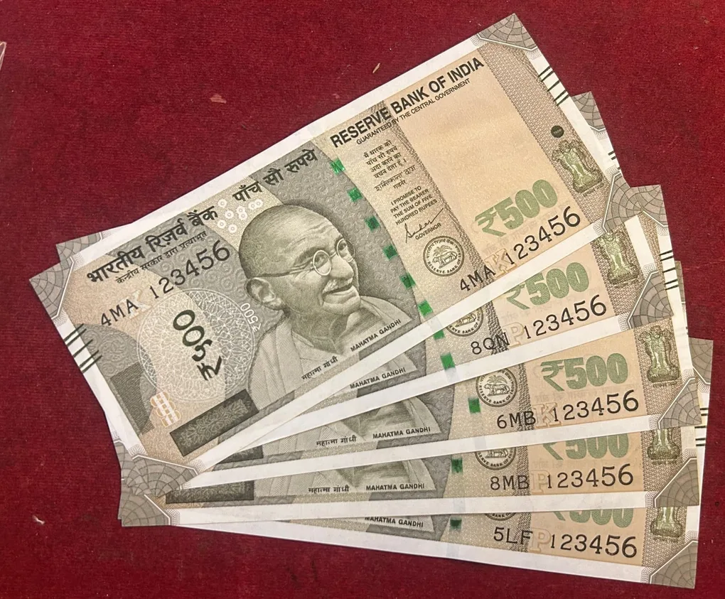 500 rupees with fancy number (123456)Gem unc note