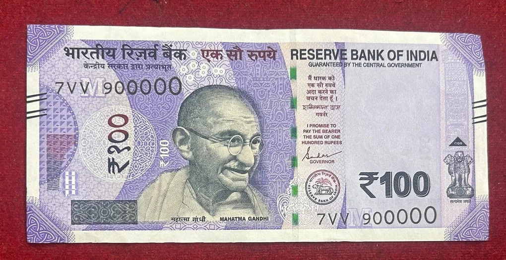 900000 Fancy Number 100 Rupees GEM UNC Note