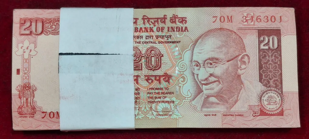 20 Rupees 2009 Governor D.Subbarao Rare Serial Packet