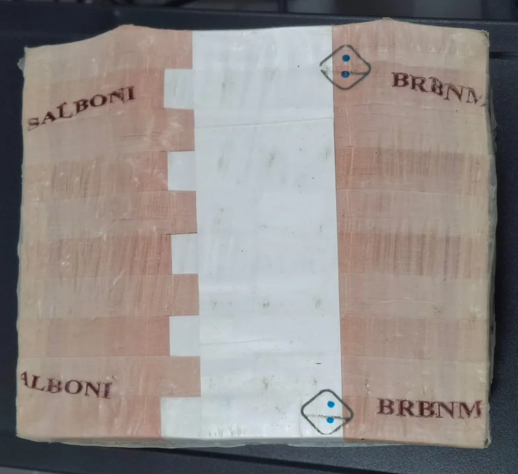 10 Rupees Sealed Pack Rim Old Issue 1000 Notes 10 Bundle (900001)