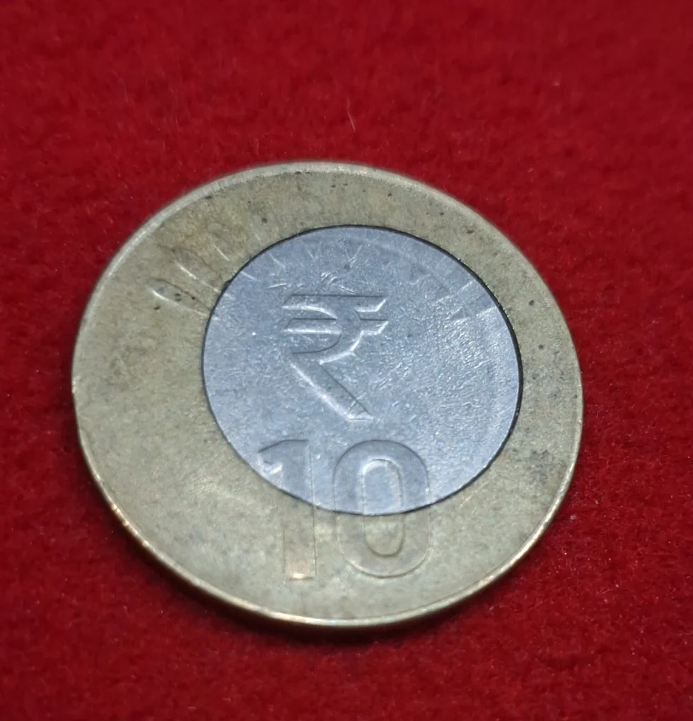 10 Rupee Off Centre Error Coin #1