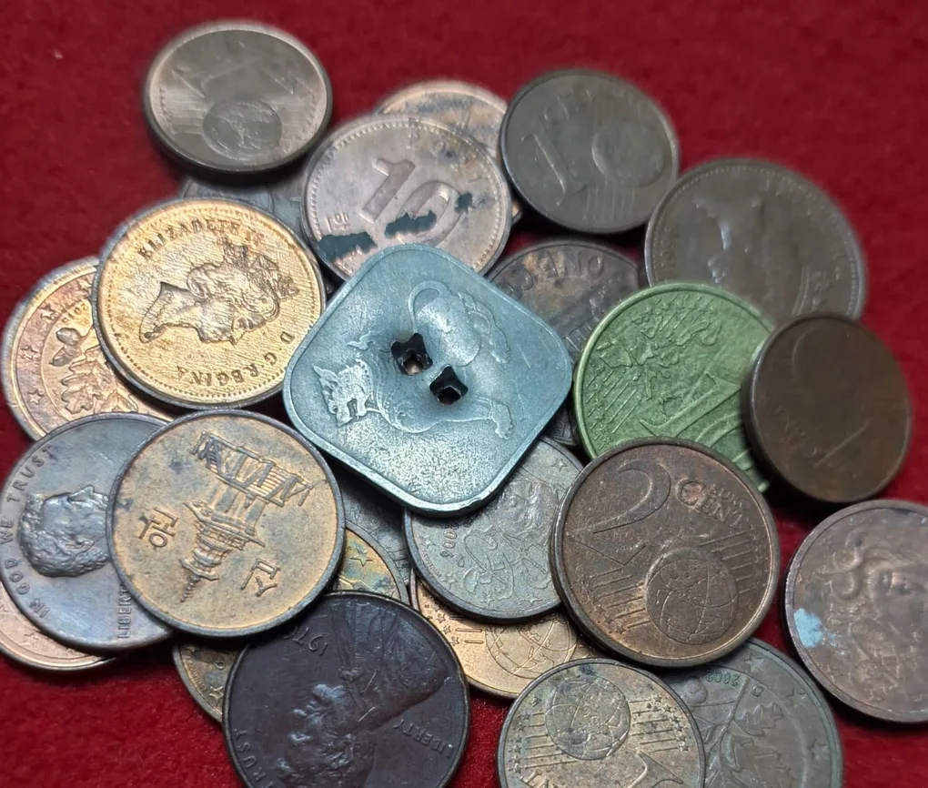 Foreign Coin MIX Lot of 25 Coins