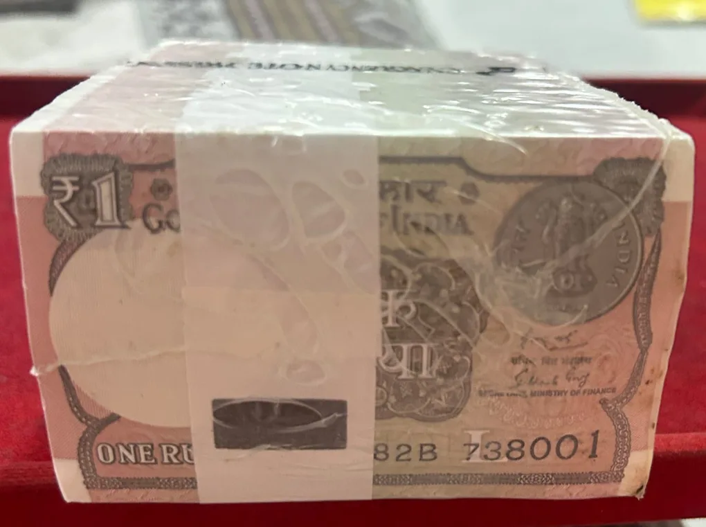 Rare 1 Rupee 2019 Rare Date gov…Subhash garg Complete RIM Sealed Mint Packed 1000 Notes GEM UNC (