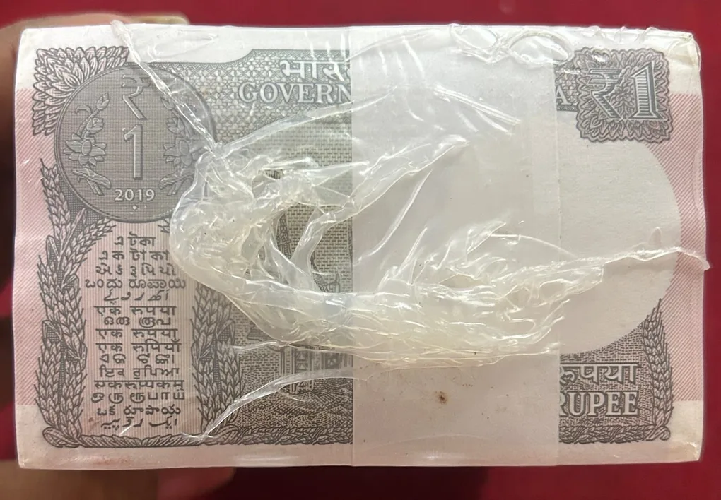 Rare 1 Rupee 2019 Rare Date gov…Subhash garg Complete RIM Sealed Mint Packed 1000 Notes GEM UNC