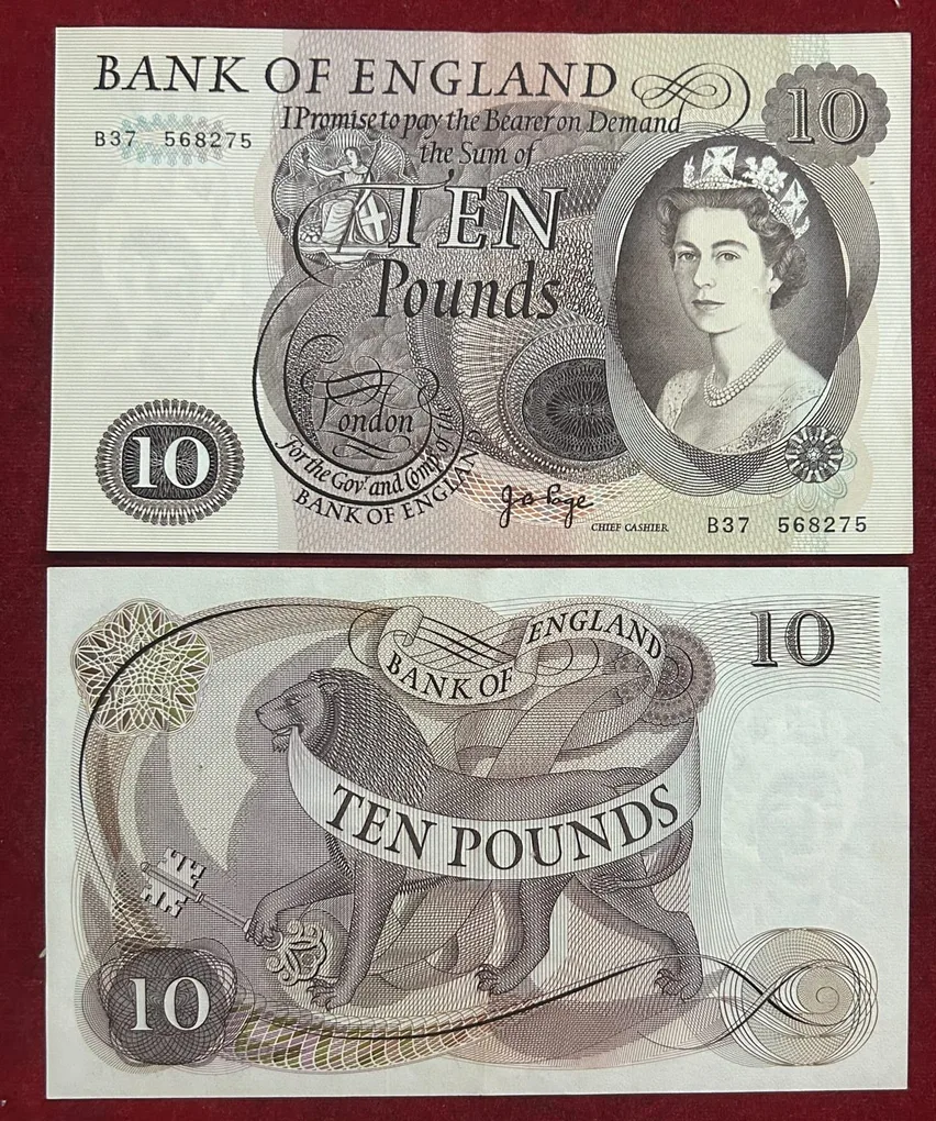 10 Pounds - Elizabeth II England Big size old ishu u fold almost unc condition Extermaly rare note