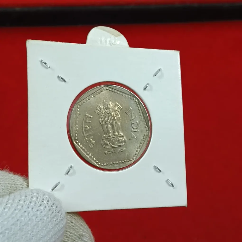 One Rs Ex Rare Coin Gem Unc Condition 1988 Year Noida Mint Luster Shown Coin