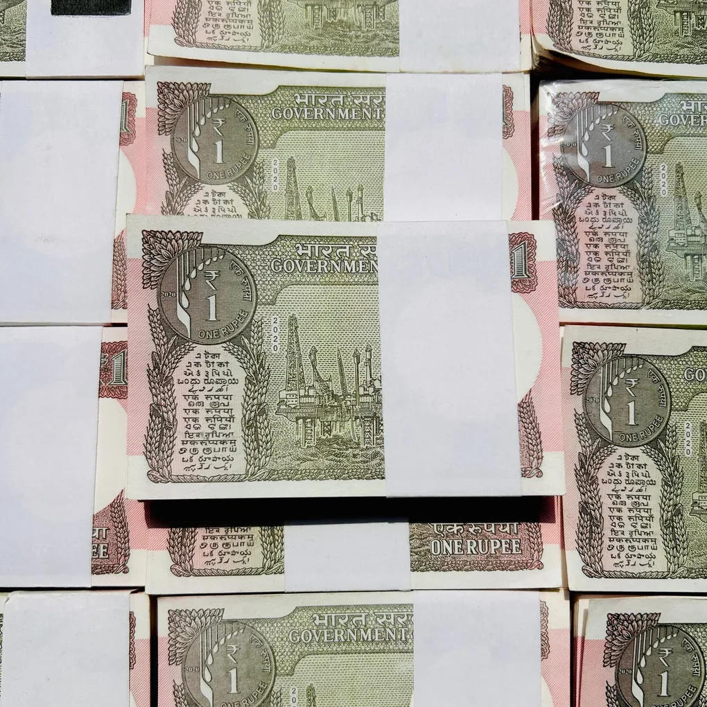 Today Offer 💓🤩 One Rupee 2020 Bundle 100 Note Packet Serial Wise New Fresh Notes Sign By Subhash Garg Single Bundle Given Most Demanding and Valuable