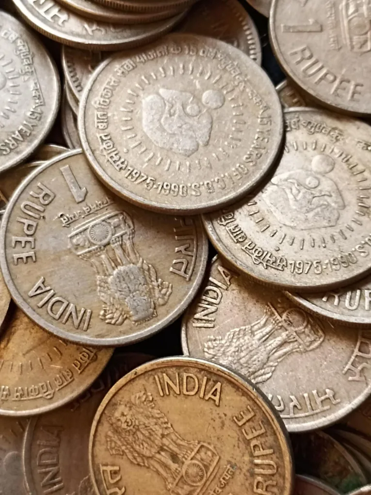 Republic India Denominaton 1 ₹ Backside 15 year of I.C.D.S 1990 Matel copper nickel 50 piece given Same and similar set are available