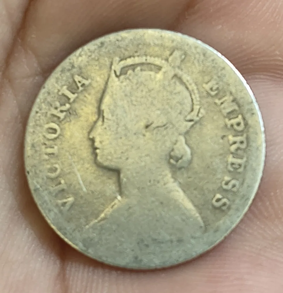 ¼ Rupees 1901 Victoria British India Rare Silver Coin #A-413