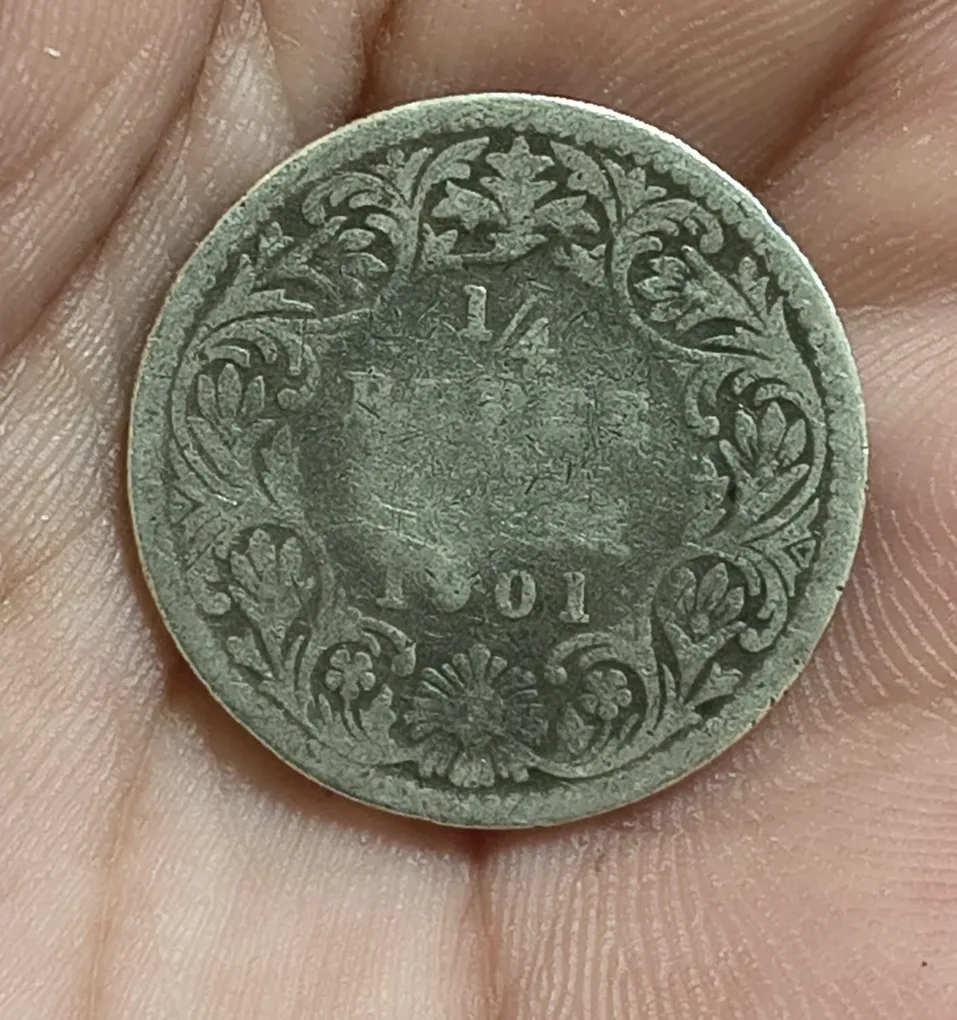 ¼ Rupees 1901 Victoria British India Rare Silver Coin #A-413