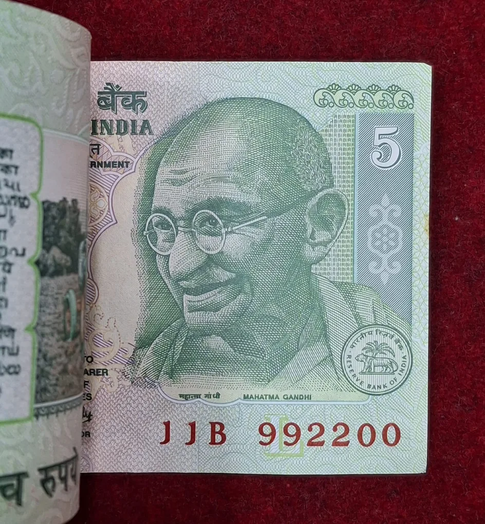5 Rupees Gandhi Governor Y.b.reddy Rare Serial Packet