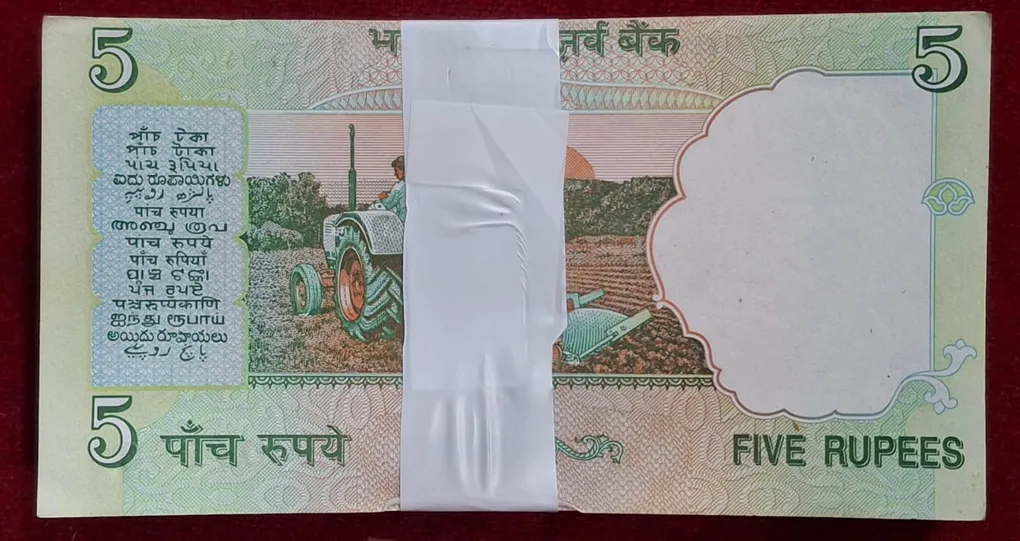 5 Rupees Gandhi Governor D.Subbarao Rare ( 100 Note) Serial Packet with Fancy Number Ending 786